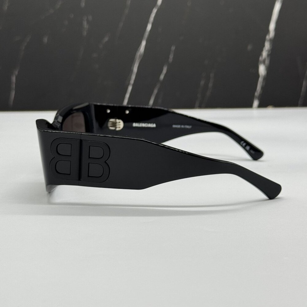NEW BALENCIAGA BB0360S 001 SUNGLASSES BLACK WOMEN EYEWEAR - Picture 6 of 10